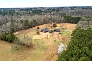 1166 Coan Dr, Locust Grove, GA 30248 - Photo 2