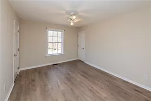 2165 Bakers Bridge Rd, Douglasville, GA 30134 - Photo 38