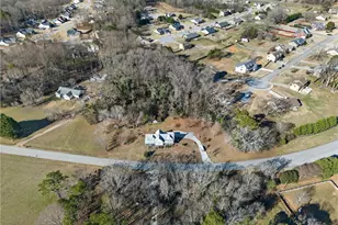 655 Lewis Roberts Rd, Jefferson, GA 30549 - Photo 30