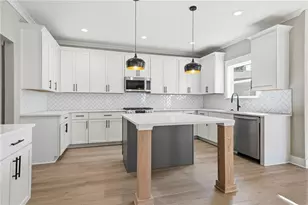 417 Crestmont Ln, Canton, GA 30114 - Photo 22