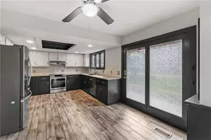 5530 Bourbon Dr, Gainesville, GA 30506 - Photo 8