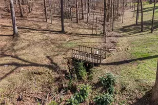 5530 Bourbon Dr, Gainesville, GA 30506 - Photo 48