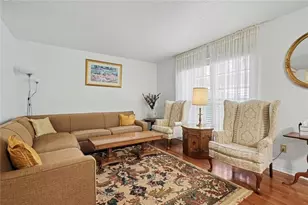 697 Garden Walk Dr, Stone Mountain, GA 30083 - Photo 4