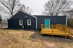 1418 E 10th St, West Point, GA 31833 - Photo 26