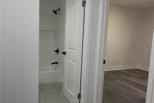 1418 E 10th St, West Point, GA 31833 - Photo 8