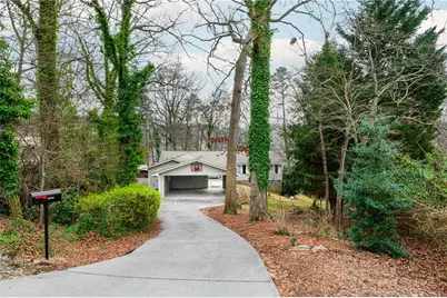 3346 Little Circle, Gainesville, GA 30506 - Photo 6