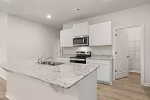 4422 Manor Hill Dr, Union City, GA 30291 - Photo 6