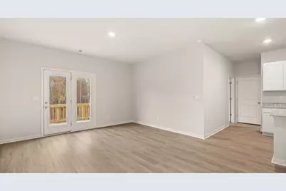 4422 Manor Hill Drive, Union City, GA 30291 - Photo 10