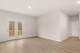 4422 Manor Hill Dr, Union City, GA 30291 - Photo 10