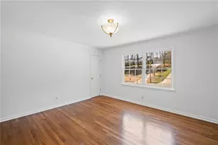 235 Abington Dr, Sandy Springs, GA 30328 - Photo 24