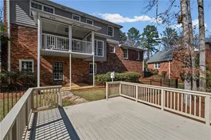 235 Abington Dr, Sandy Springs, GA 30328 - Photo 38