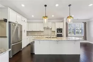 201 Birchin Dr, Woodstock, GA 30188 - Photo 10