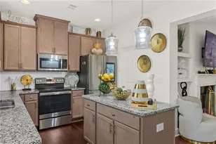 7653 Castle Ave, Fairburn, GA 30213 - Photo 6