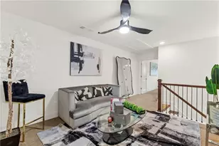 7653 Castle Ave, Fairburn, GA 30213 - Photo 14