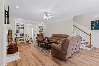 3592 Galdway Drive, Snellville, GA 30039 - Photo 2
