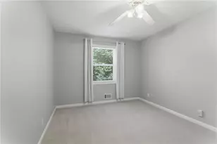 5642 Breezy Ct SW, Lilburn, GA 30047 - Photo 30