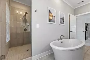 1916 Red Eagle Walk, Atlanta, GA 30318 - Photo 14