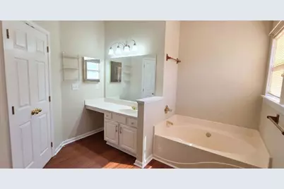 4915 Lakebrooke Run, Stone Mountain, GA 30087 - Photo 16