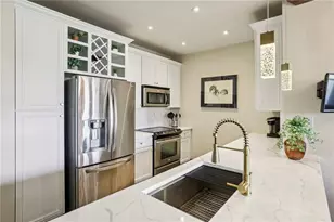 901 Abernathy Rd NE, Atlanta, GA 30328 - Photo 4