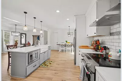 6898 Lakeshore Drive, Douglasville, GA 30135 - Photo 12