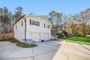 6898 Lakeshore Dr, Douglasville, GA 30135 - Photo 4