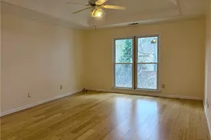 1040 Sunny Field Ct, Lawrenceville, GA 30043 - Photo 10