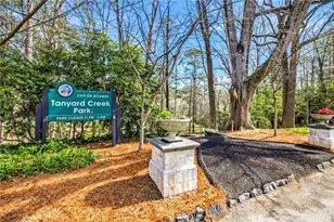 547 Spring Valley Rd NW, Atlanta, GA 30318 - Photo 38