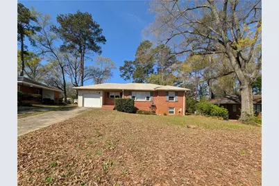 207 Kingsway Drive, Warner Robins, GA 31088 - Photo 1