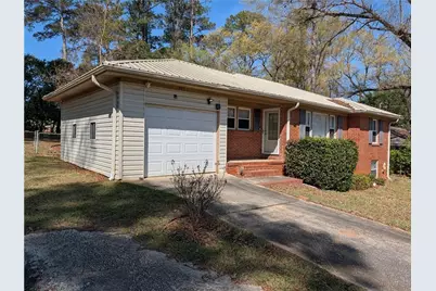 207 Kingsway Drive, Warner Robins, GA 31088 - Photo 2