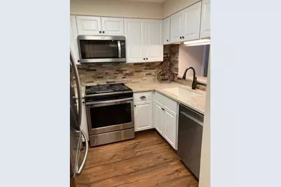 1800 Clairmont Lake #A428, Decatur, GA 30033 - Photo 6