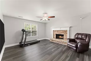 7219 Plum Creek Dr, Gainesville, GA 30507 - Photo 14