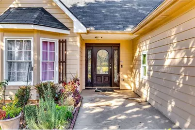 1245 Shamrock Hill Circle, Loganville, GA 30052 - Photo 2