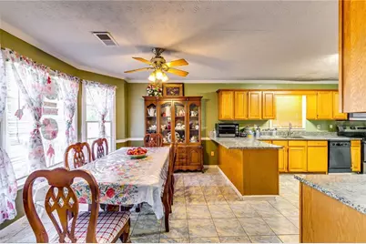 1245 Shamrock Hill Circle, Loganville, GA 30052 - Photo 10