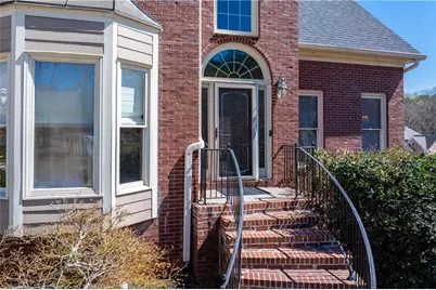 1640 Pinetree Pass Lane SW, Lilburn, GA 30047 - Photo 4