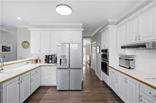 1640 Pinetree Pass Ln SW, Lilburn, GA 30047 - Photo 16