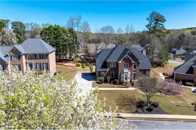 1640 Pinetree Pass Lane SW, Lilburn, GA 30047 - Photo 46