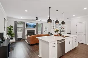 2995 Edgemont Ln, Marietta, GA 30008 - Photo 4