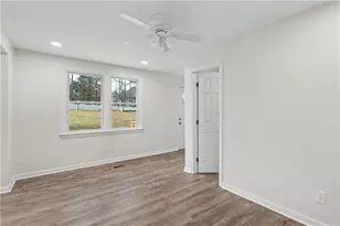 5284 Campbellton Rd, Atlanta, GA 30331 - Photo 14