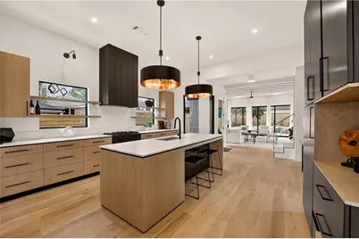 787 Bonaventure Avenue NE, Atlanta, GA 30306 - Photo 2