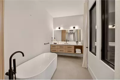 787 Bonaventure Avenue NE, Atlanta, GA 30306 - Photo 20