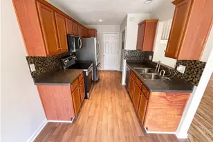 2 Austin Ct, Newnan, GA 30263 - Photo 2