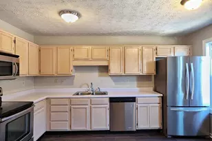 3876 Meadow Creek Dr, Peachtree Corners, GA 30092 - Photo 6