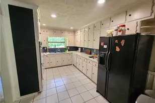 2324 Clairmont Road NE, Atlanta, GA 30329 - Photo 4