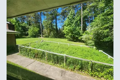 2324 Clairmont Road NE, Atlanta, GA 30329 - Photo 14