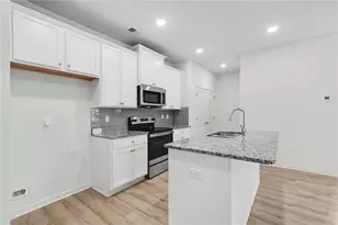 4574 Bishops Ln, Oakwood, GA 30566 - Photo 2