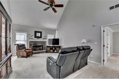 408 Beech Hollow Trail, Loganville, GA 30052 - Photo 10