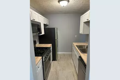 2305 Pine Tree Trail, Atlanta, GA 30349 - Photo 4