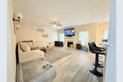 2182 Fall Creek Lodge, Loganville, GA 30052 - Photo 10