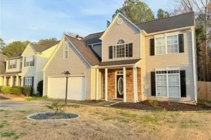 2182 Fall Creek Lodge, Loganville, GA 30052 - Photo 2