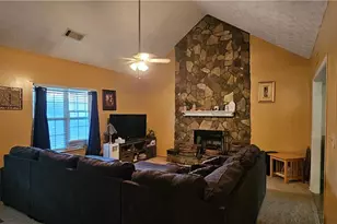 1193 New Hope Rd, Locust Grove, GA 30248 - Photo 4